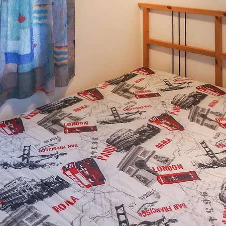 Stunning In W/ 4 Bedrooms Holiday home Siofok